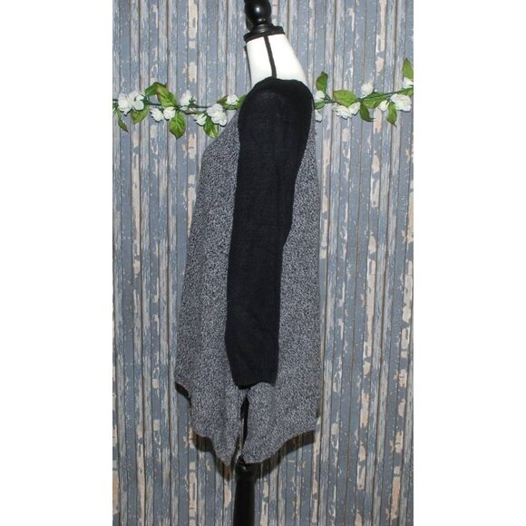 Catherines Women's Gray Sweater Plus SZ 1X 18/20W Zippers Hem V-Neck LS Stretch - Picture 6 of 8